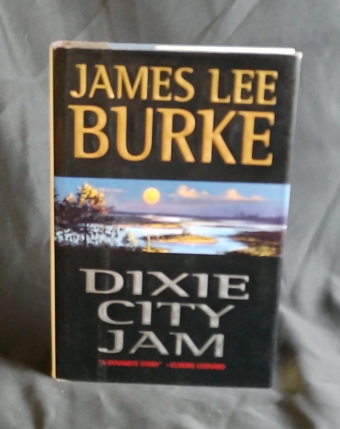Dixie City Jam James Lee Burke